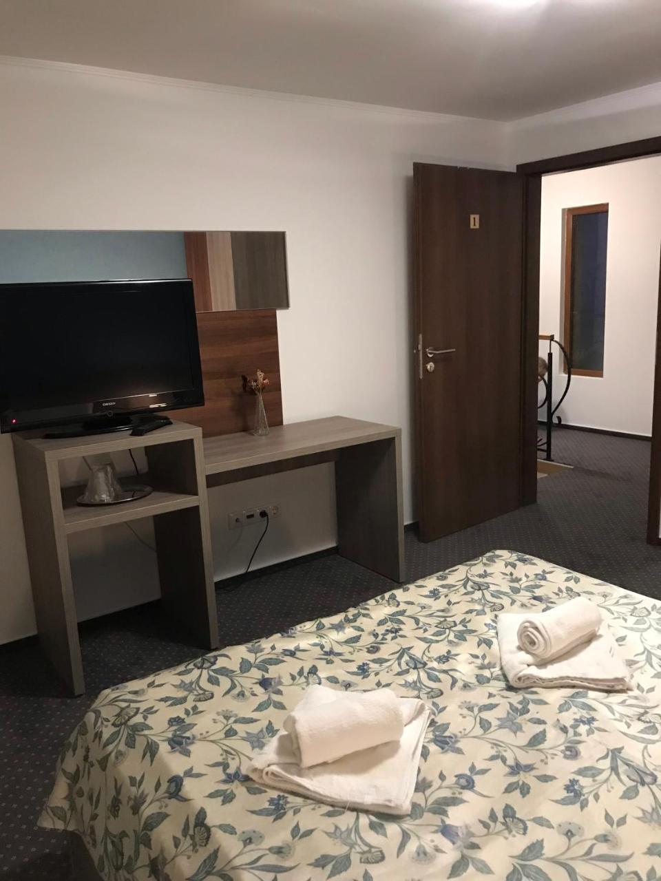 Complex Summertime Hotel Cavnic Ngoại thất bức ảnh